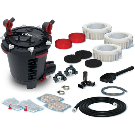 Fluval FX6 Außenfilter - 3.500 l/h Hochleistungsfilter für große Aquarien mit Smart Pump Technologie, inkl. Schläuchen, Filtermedien, Anschlüssen und Zubehör - alles von Fluval auf weißem Hintergrund dargestellt.