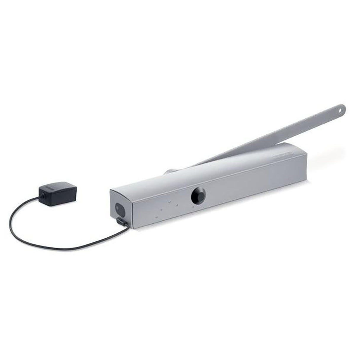 Der GEZE Türschließer TS 5000 E-Hy EN 3-6 mit Freilauffunktion, in Silber mit verlängertem Arm und schwarzem, kabelgebundenem Schaltkasten, steht auf weißem Grund - perfekt für Feuer- und Rauchschutztüren.