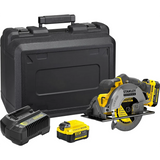 Die Stanley FATMAX V20 18V Kreissäge SFMCS500M2K von Stanley ist auf weißem Hintergrund mit schwarzem Tragekoffer, Batterieladegerät und Akku abgebildet - das ideale Elektrowerkzeug für alle Ihre Schneidanforderungen.