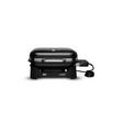 Kompakter Grill: Weber Lumin Compact, schwarzer elektrischer Tischgrill von Weber mit geschlossenem Deckel und Netzkabel, vor weißem Hintergrund.