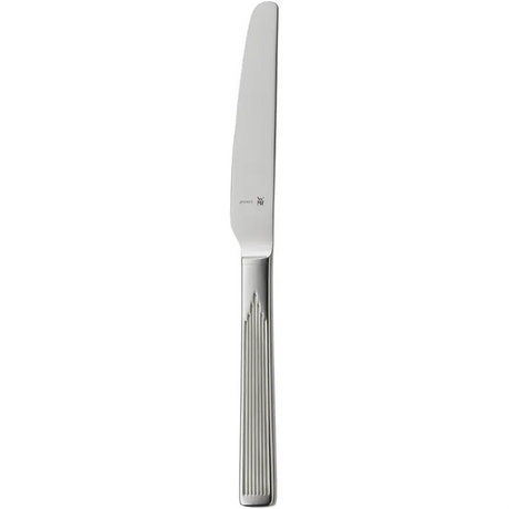 Ein WMF DECO Besteck-Set 30-tlg Edelstahl-Buttermesser mit abgerundeter Klinge und vertikal gerilltem Griff, abgebildet auf weißem Grund.